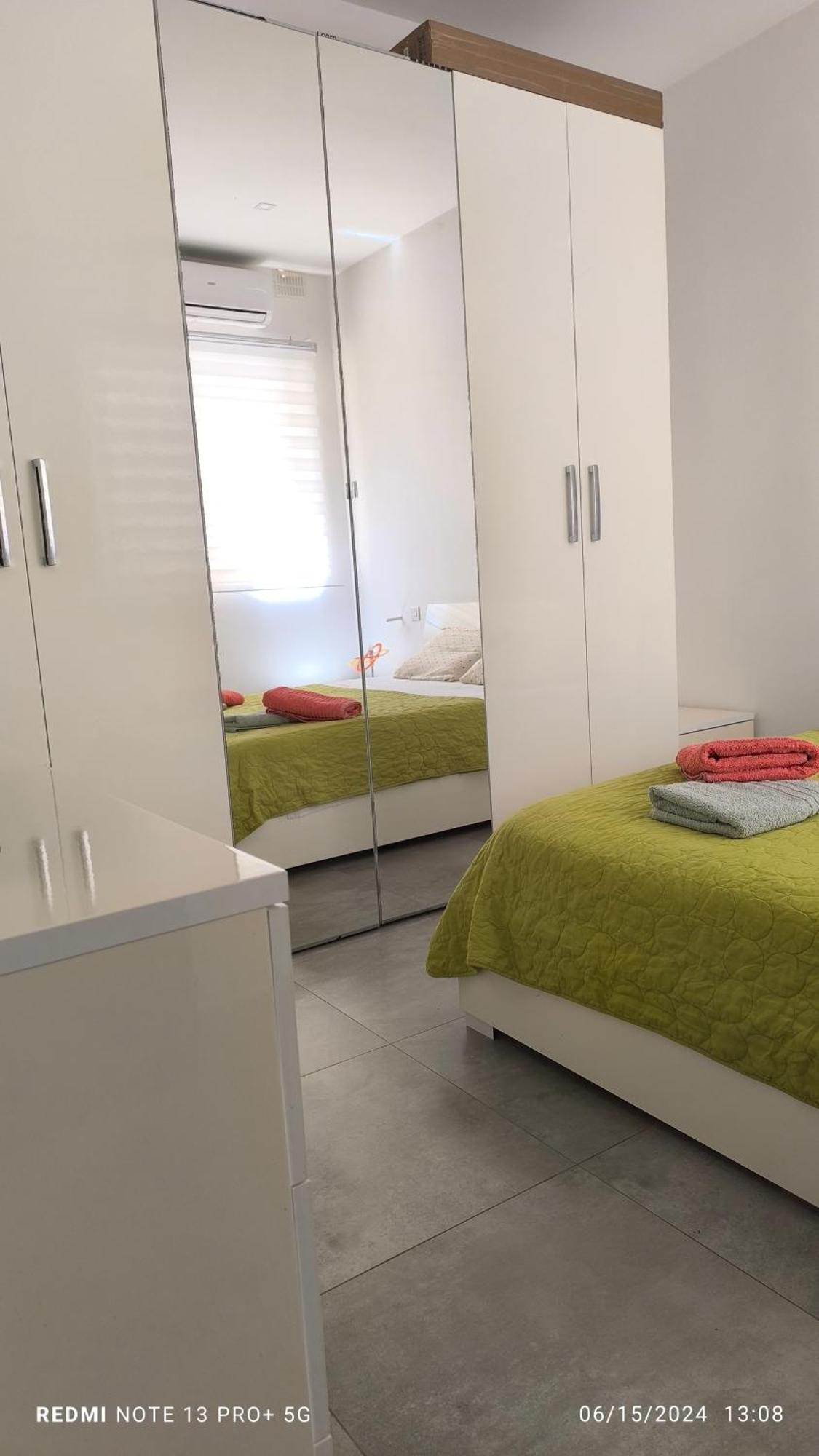 One Bedroom Tea Apartment Il-Gzira Exterior foto