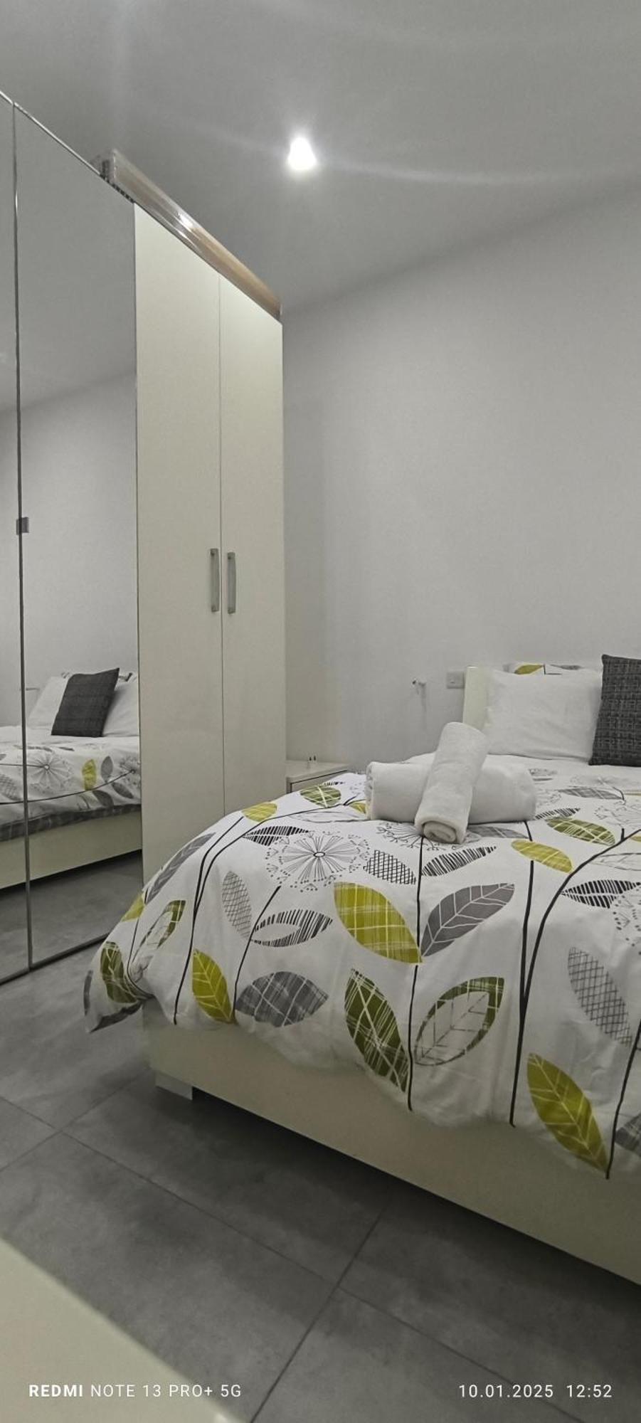One Bedroom Tea Apartment Il-Gzira Exterior foto